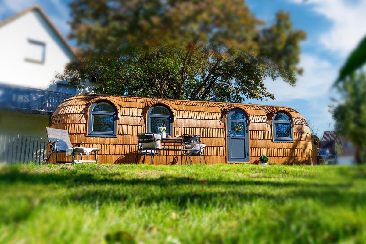 Auszeitgarten - Urlaub Im Tinyhaus Im Herzen Von Oberschwaben Aulendorf Buitenkant foto